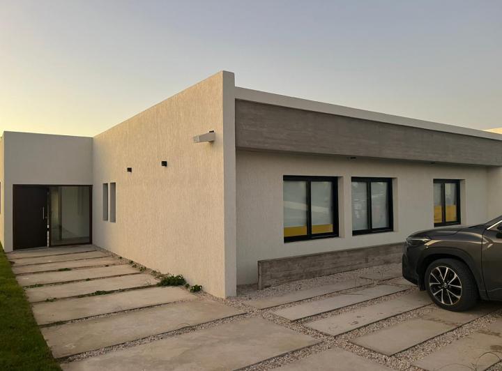 Casa · 146m² · 4 Ambientes