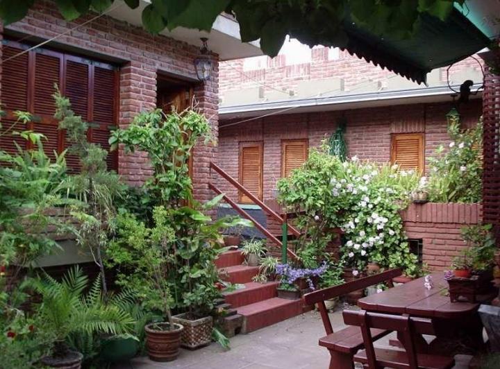 Casa · 200m² · 4 Ambientes · 1 Cochera