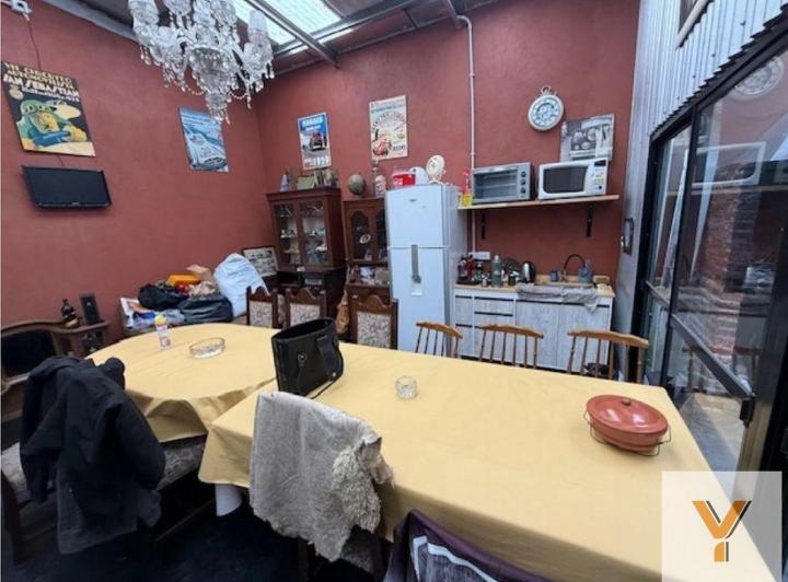Casa · 160m² · 3 Ambientes · 1 Cochera