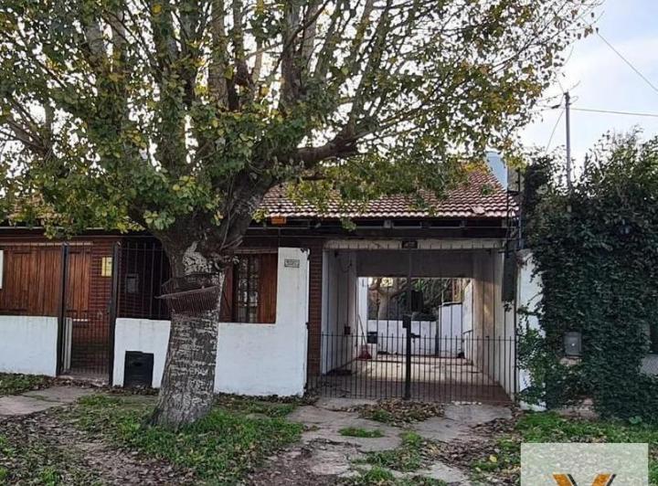 Casa · 120m² · 3 Ambientes · 2 Cocheras