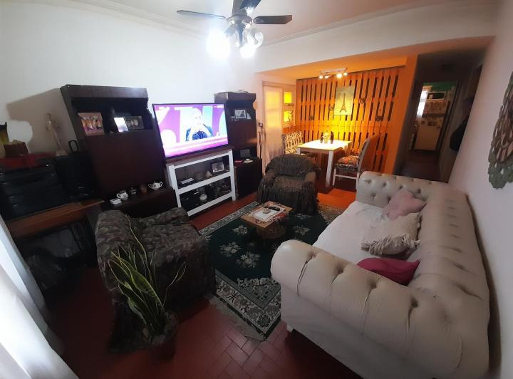 Casa · 160m² · 4 Ambientes · 2 Cocheras