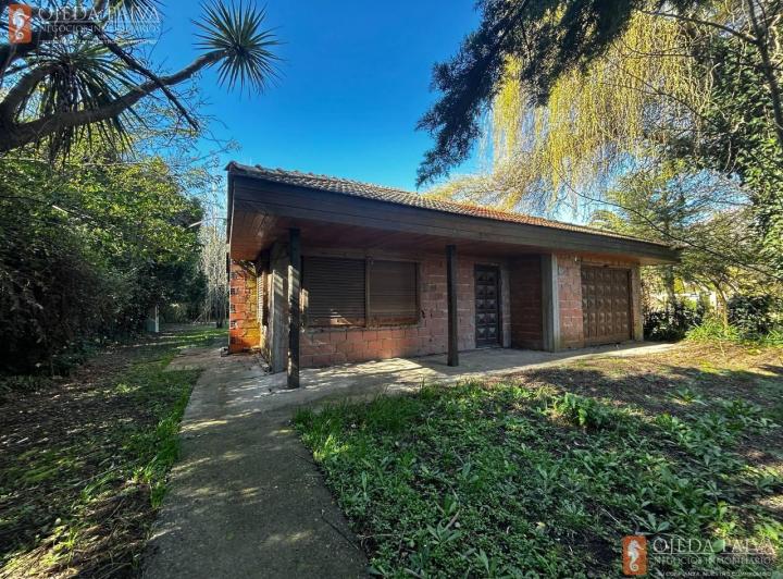 Casa · 200m² · 4 Ambientes · 1 Cochera