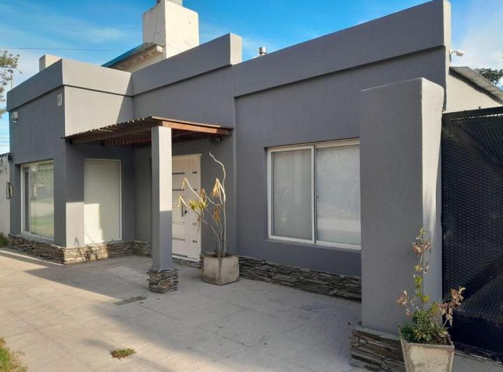 Casa · 154m² · 3 Ambientes · 3 Cocheras