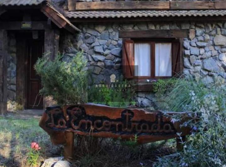 Casa · 100m² · 4 Ambientes · 1 Cochera