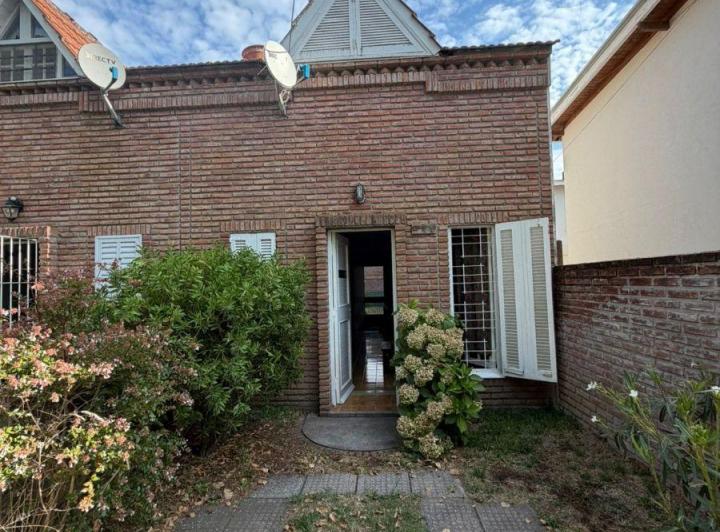 Casa · 35m² · 3 Ambientes · 1 Cochera