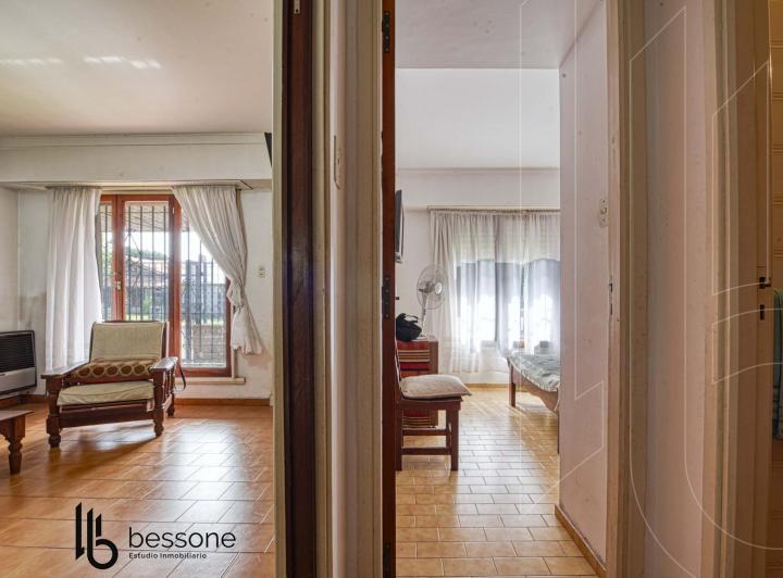 Casa · 185m² · 4 Ambientes · 1 Cochera
