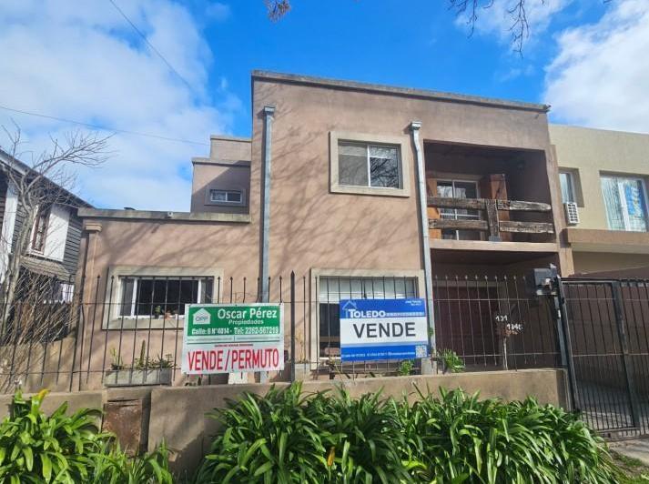 Casa · 250m² · 5 Ambientes · 2 Cocheras