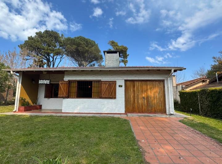 Casa · 80m² · 3 Ambientes · 1 Cochera
