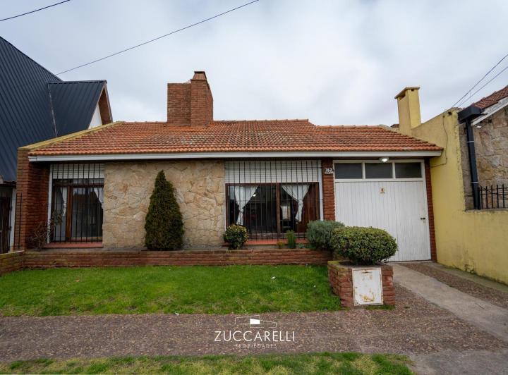 Casa · 136m² · 3 Ambientes · 1 Cochera