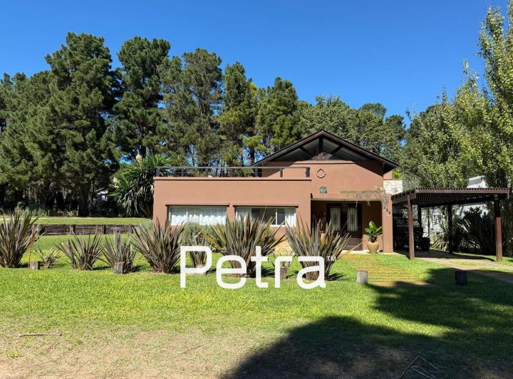 Casa · 138m² · 4 Ambientes