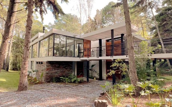 Casa · 1339ha · 6 Ambientes