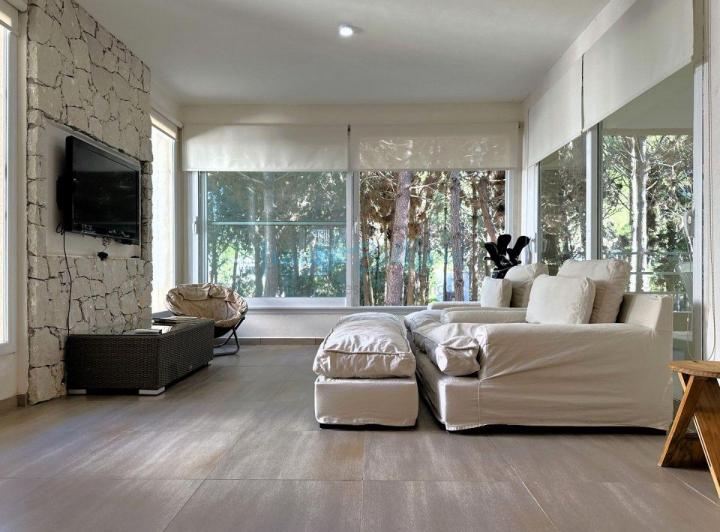 Casa · 189m² · 5 Ambientes · 1 Cochera