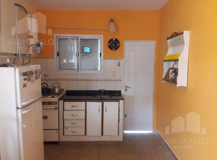 Casa · 71m² · 3 Ambientes · 1 Cochera