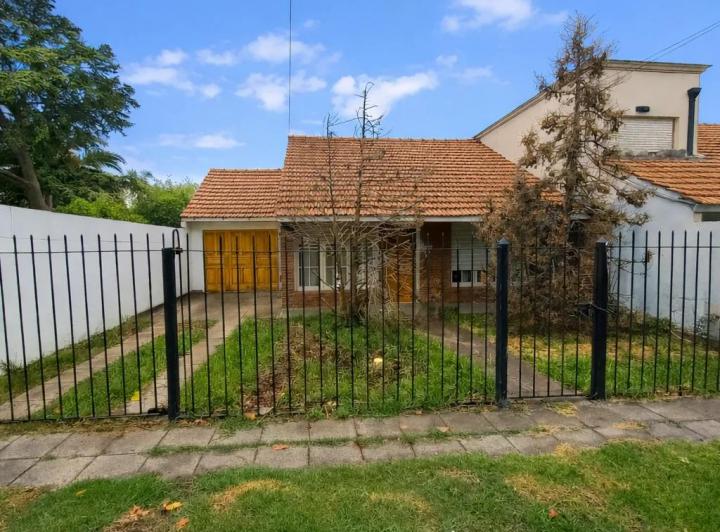 Casa · 120m² · 3 Ambientes · 1 Cochera