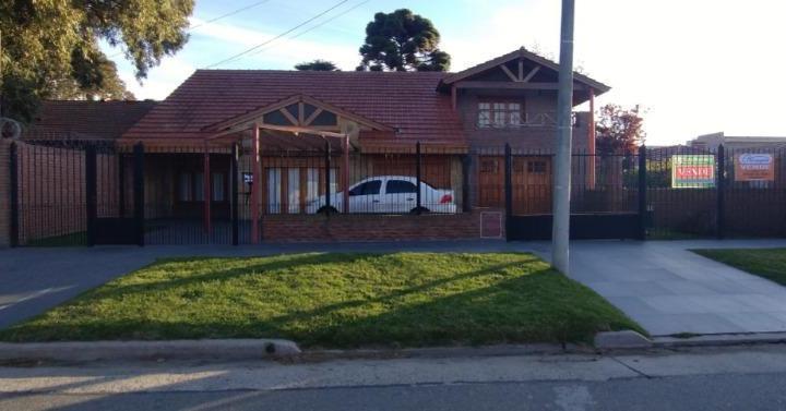 Casa · 195m² · 5 Ambientes