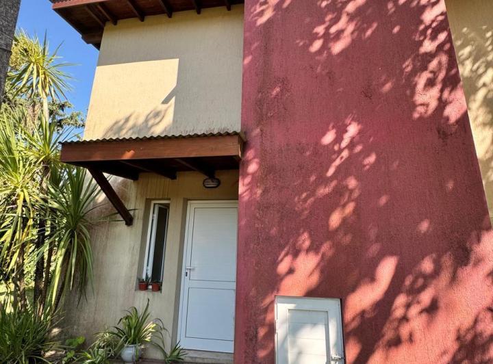 Casa · 70m² · 3 Ambientes · 1 Cochera