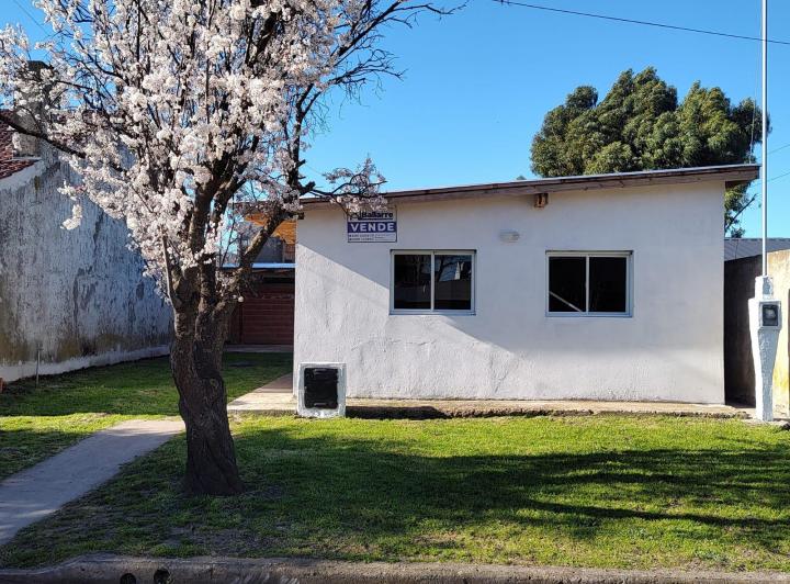 Casa · 98m² · 3 Ambientes · 1 Cochera