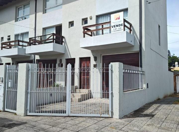 Casa · 133m² · 3 Ambientes · 1 Cochera