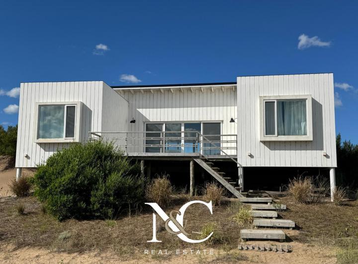 Casa · 140m² · 4 Ambientes