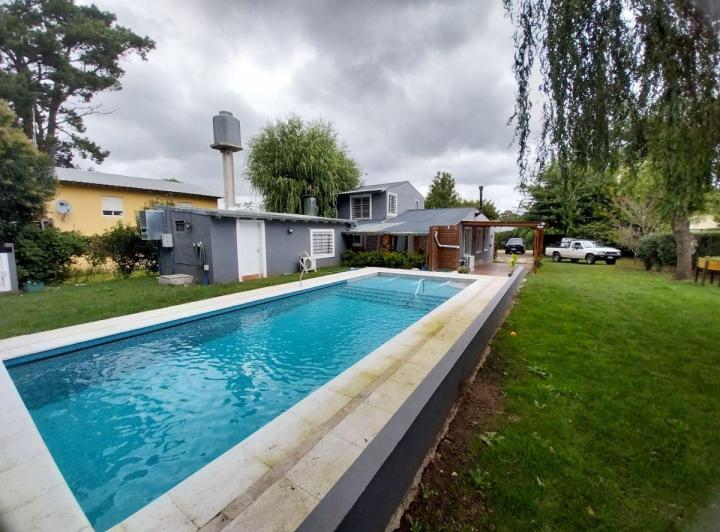Casa · 170m² · 7 Ambientes · 1 Cochera