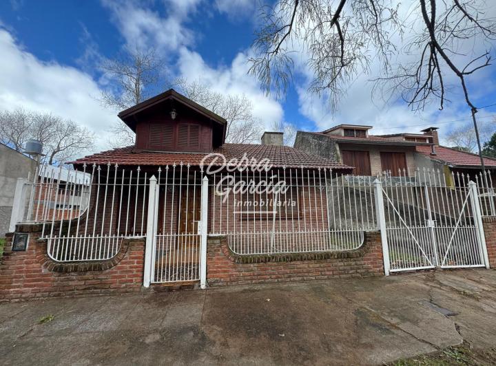 Casa · 136m² · 4 Ambientes · 1 Cochera