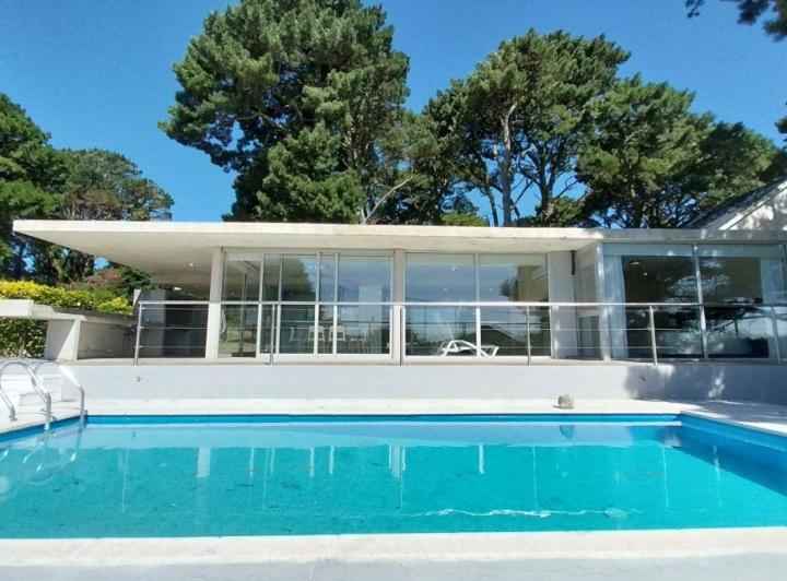 Casa · 90m² · 3 Ambientes · 1 Cochera