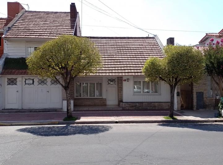 Casa · 125m² · 4 Ambientes · 1 Cochera