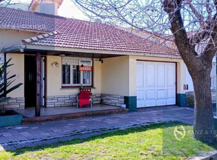 Casa · 109m² · 3 Ambientes · 1 Cochera