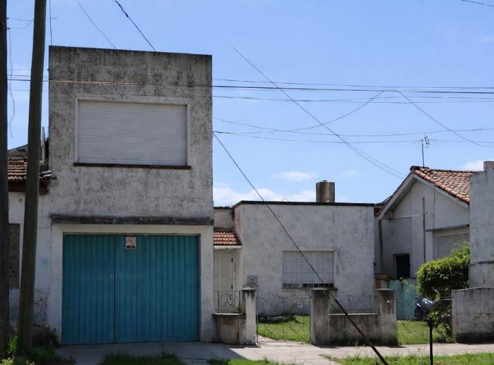 Casa · 80m² · 4 Ambientes · 1 Cochera