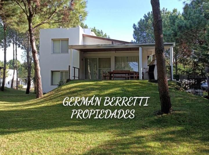 Casa · 80m² · 5 Ambientes