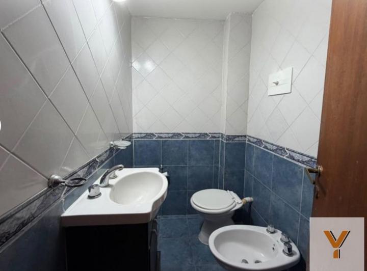 Casa · 100m² · 6 Ambientes