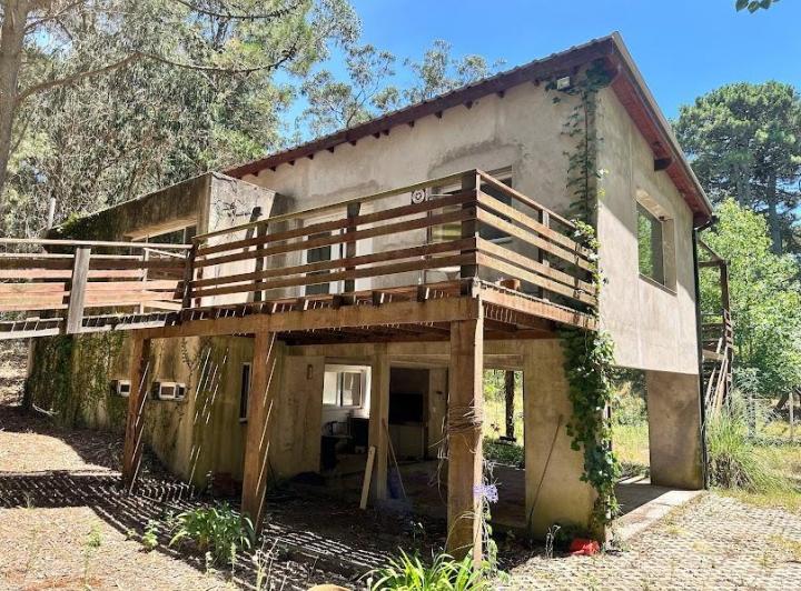 Casa · 125m² · 3 Dormitorios · 2 Cocheras