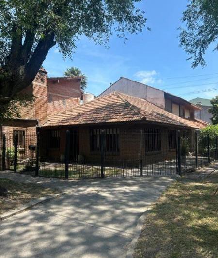 Casa · 120m² · 3 Ambientes · 1 Cochera