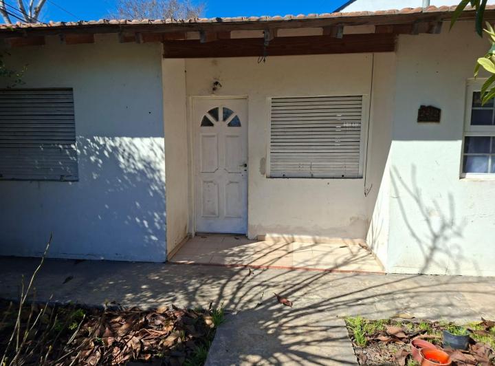 Casa · 80m² · 2 Dormitorios · 1 Cochera