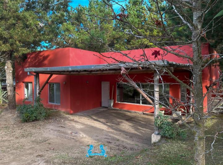 Casa · 170m² · 5 Ambientes · 1 Cochera
