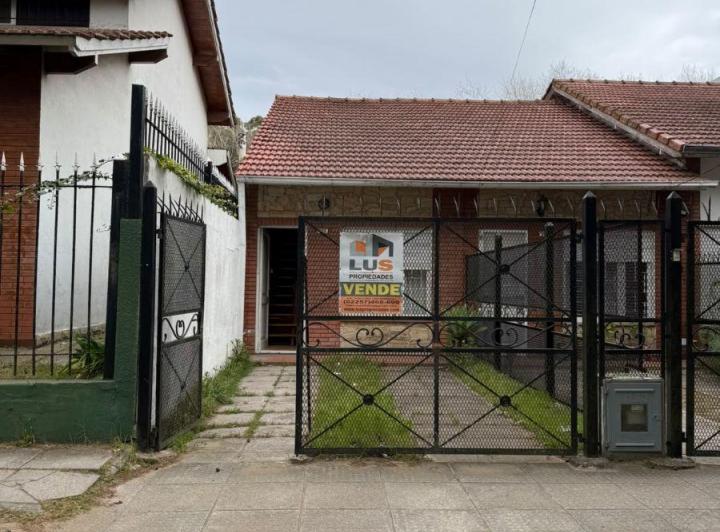 Casa · 55m² · 3 Ambientes · 1 Cochera