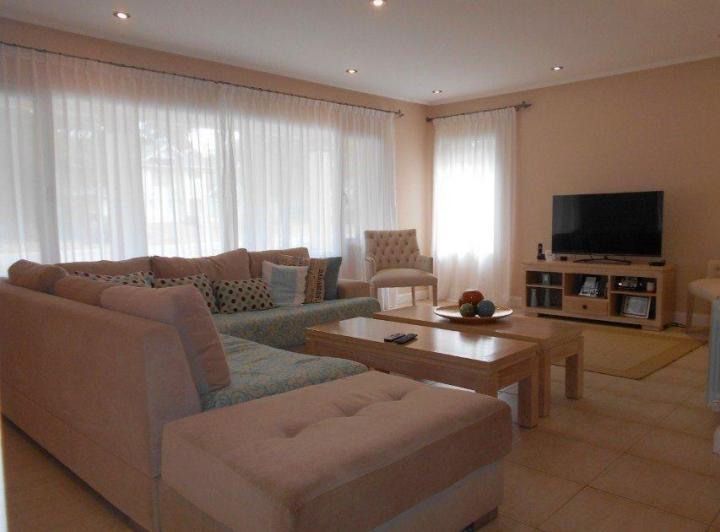 Casa · 400m² · 5 Ambientes