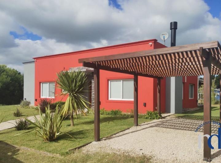 Casa · 148m² · 4 Ambientes · 1 Cochera