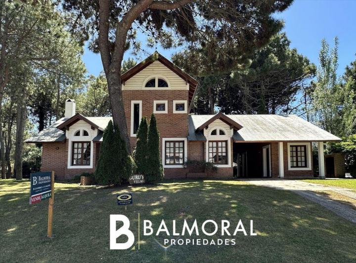 Casa · 200m² · 3 Ambientes