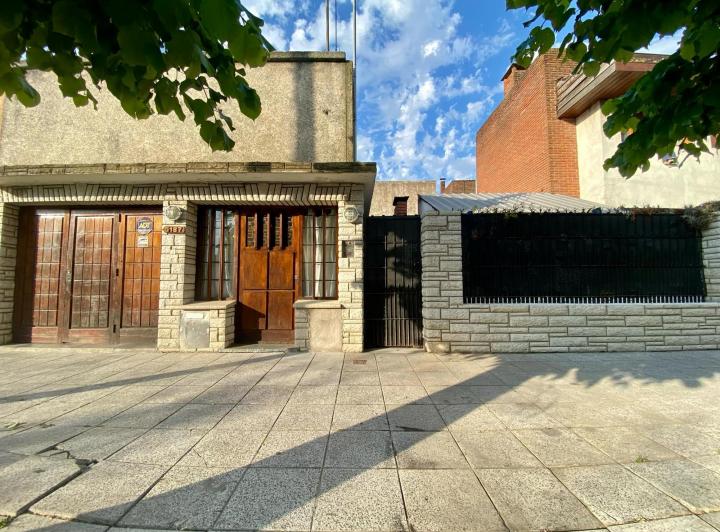 Casa · 120m² · 4 Ambientes · 1 Cochera