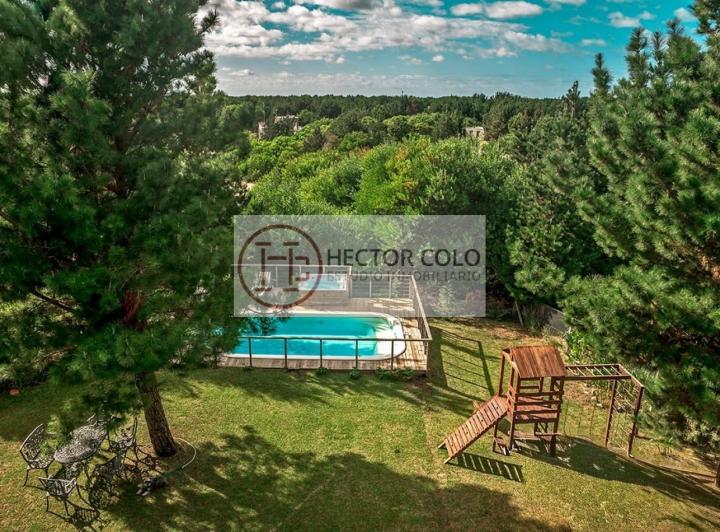 Casa · 260m² · 6 Ambientes