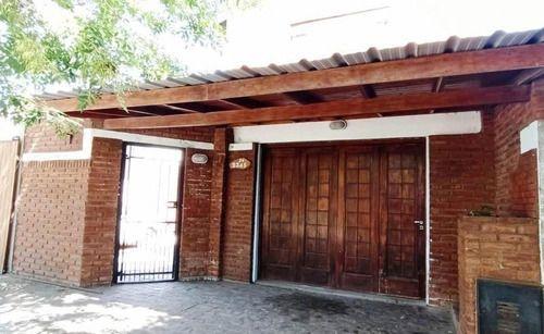 Casa · 90m² · 3 Ambientes · 1 Cochera