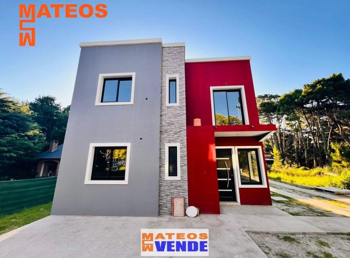 Casa · 90m² · 5 Ambientes · 1 Cochera
