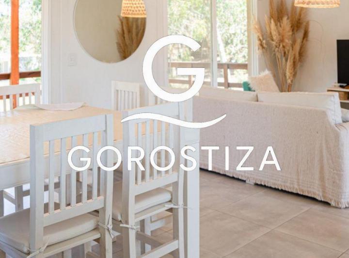 Casa · 144m² · 6 Ambientes