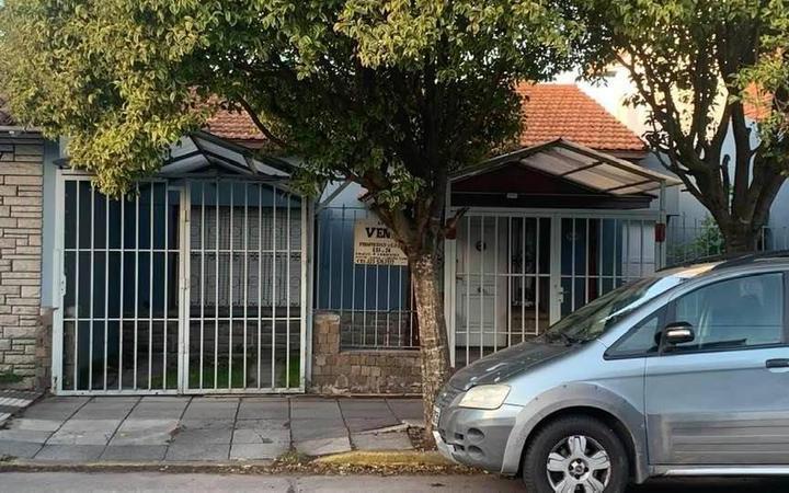 Casa · 120m² · 3 Ambientes · 2 Cocheras