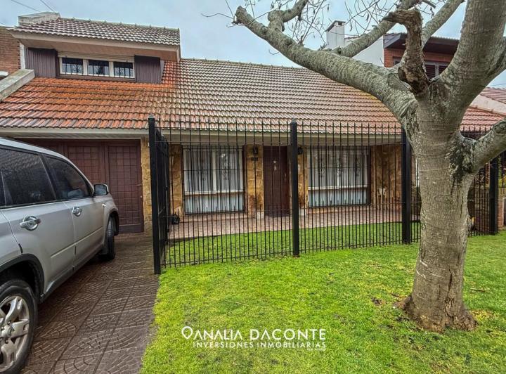 Casa · 149m² · 4 Ambientes · 1 Cochera