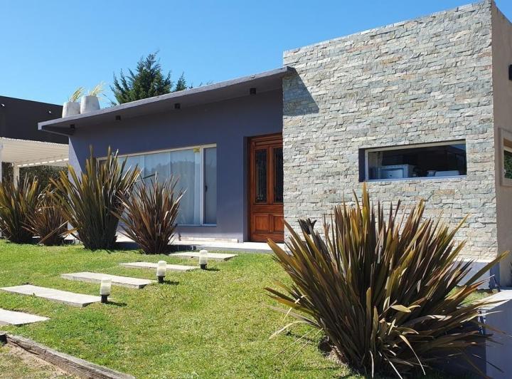 Casa · 180m² · 6 Ambientes