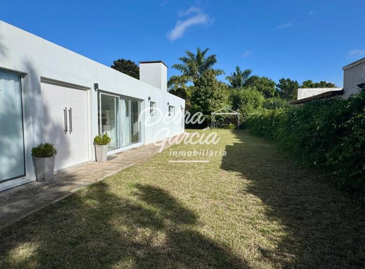 Casa · 75m² · 2 Ambientes · 1 Cochera