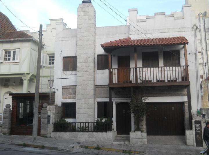 Casa · 150m² · 4 Ambientes · 1 Cochera