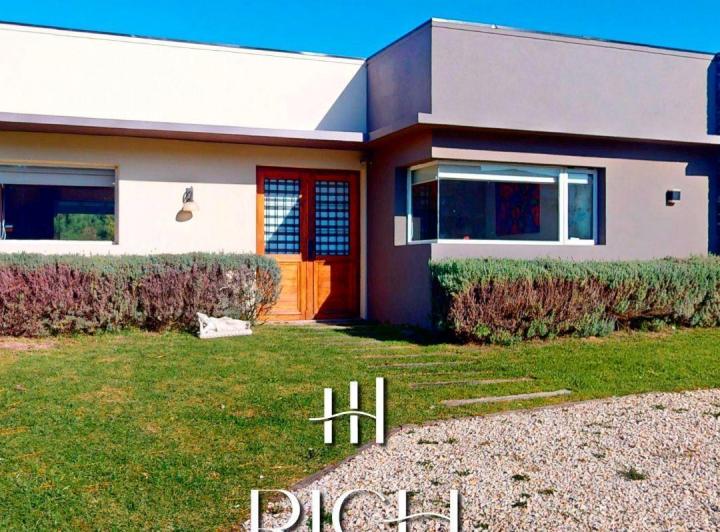 Casa · 142m² · 4 Ambientes